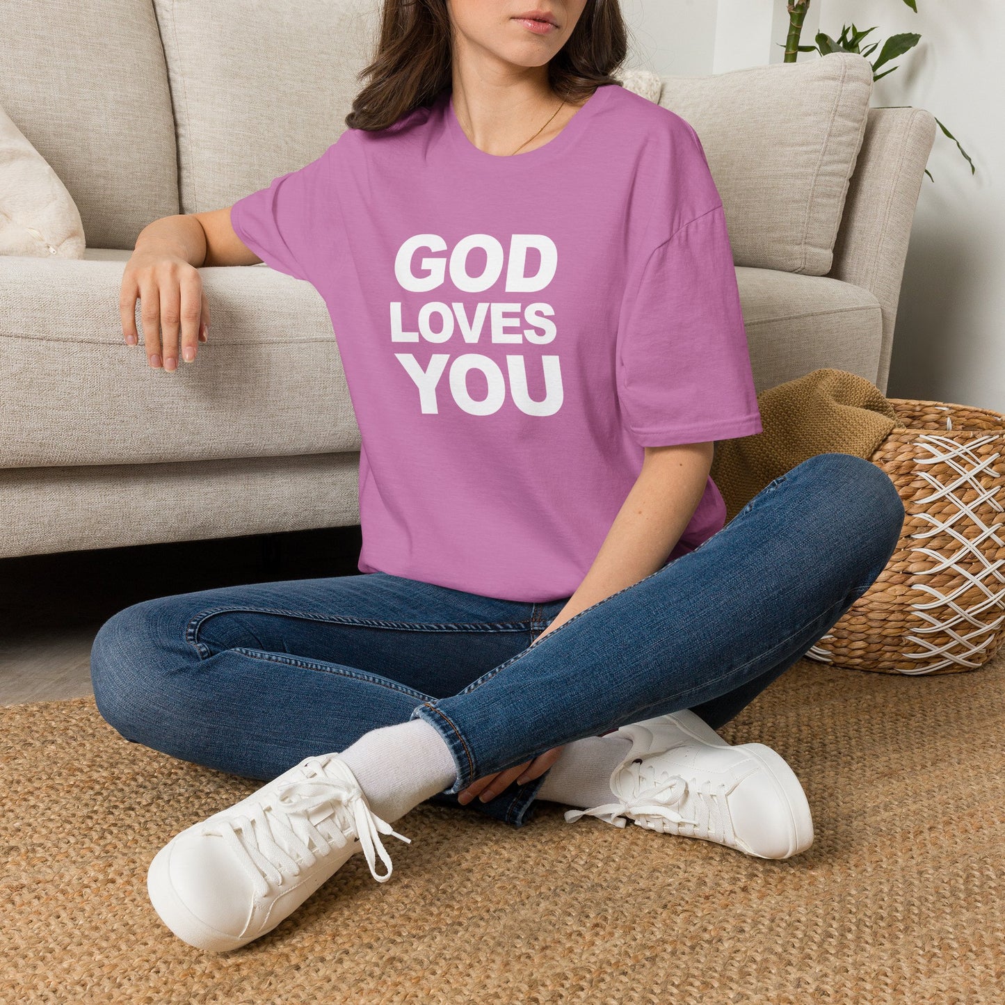 GOD LOVES YOU - T-Shirt (Unisex)