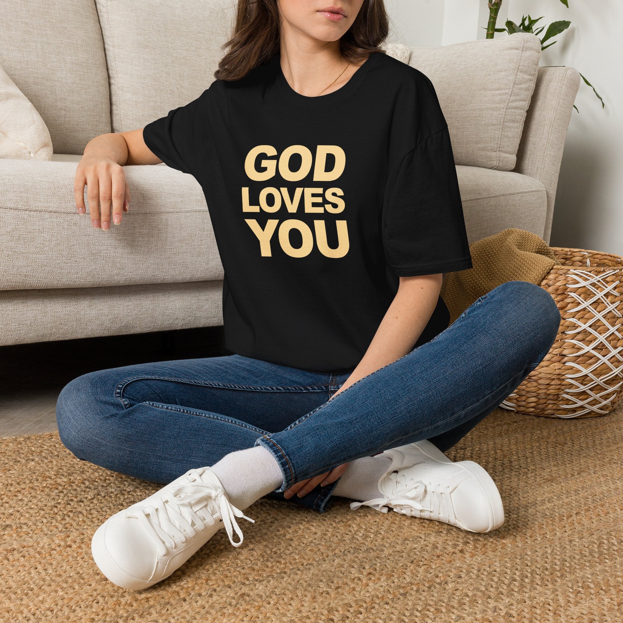 GOD LOVES YOU - T-Shirt (Unisex)