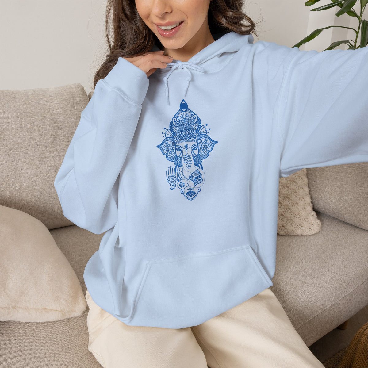 Shri Ganesha - Unisex Heavy Blend™ Hooded Sweatshirt