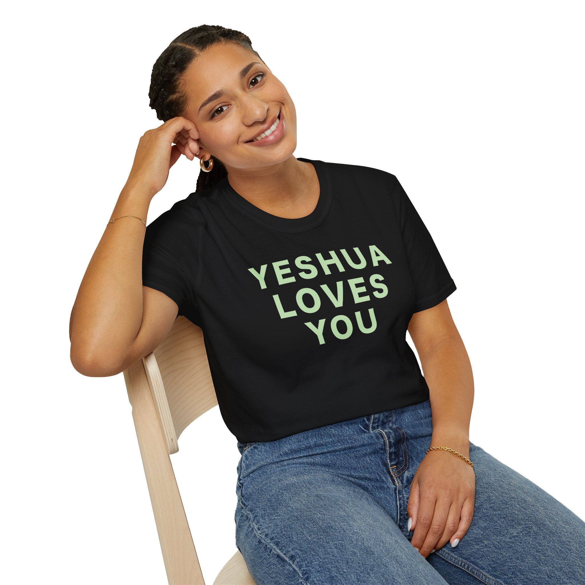 YESHUA LOVES YOU T-Shirt  (Unisex)